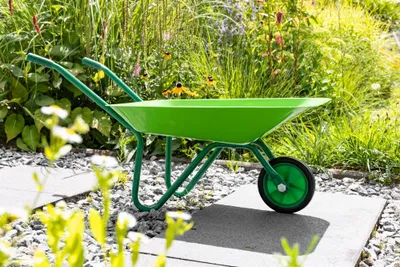Produktbild von Kinderschubkarre, ca. 10 kg Tragkraft, ca. 71 x 32 x 38 cm - Grün