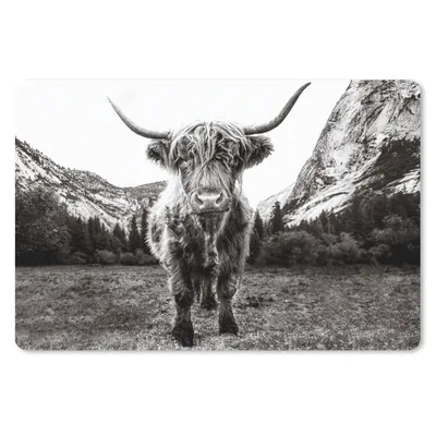 Produktbild von MuchoWow® Mauspad Mousepad Berg - Schwarz - Weiß - Schottischer Highlander 27x18 cm - Mousepads - Maus Mat - Pad - Mausunterlage - Büroartikel - Desk Matten