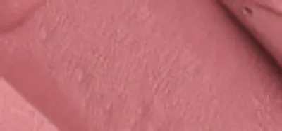 Obrázek produktu pro Matná rtěnka Revolution (Powder Matte Lipstick) 3,5 g, Teddy
