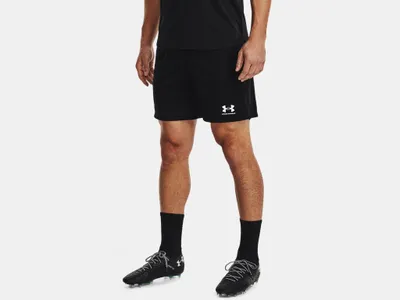 Produktbild von Shorts Under Armour Challenger 7.5" Senior M schwarz/weiss