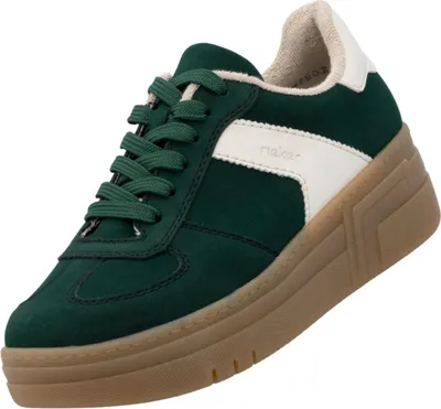 Das Bild zeigt einen Freizeitschuh in der Farbe Grün mit einem sportlichen Design. Der Schuh ist von der Seite abgebildet und hebt die Schnürung sowie die Laufsohle hervor.
