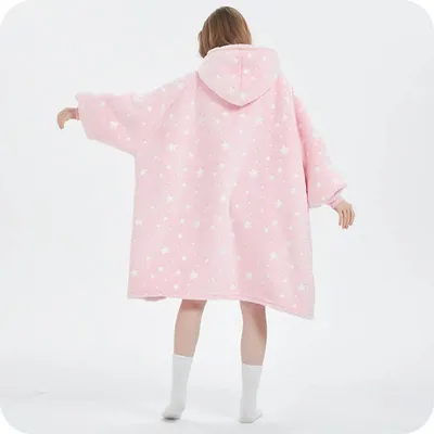 Produktbild von Kuschelige Hoodie Decke mit Ärmeln Sterne (Rosa) – Vielseitiger Deckenpullover für Damen und Herren, Einheitsgröße – Perfekt für Wintertage