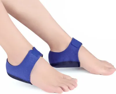 Obrázek produktu pro INF Chrániče pat s prodyšnými otvory Modrý M