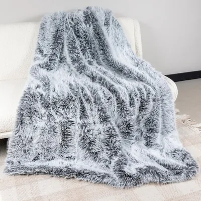 Produktbild von Felldecke Star Home Wohndecke Silberwolf Webpelz Fell Wolf 150x200