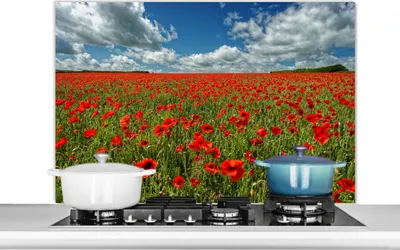 Produktbild von KitchenYeah®  Spritzschutz Küche - Küchenrückwand - Wandschutz für Herd und Spüle - Schneeweiße Wolken über einem Mohnblumenfeld 100x65 - Alu-Dibond (Alternative zum Spritzschutz aus Glas) - Hitzebest