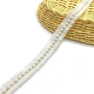 Zdjęcie produktu dla Taśma koronkowa z koralkami do szycia dekoracyjna 4 5M szerokość 2CM