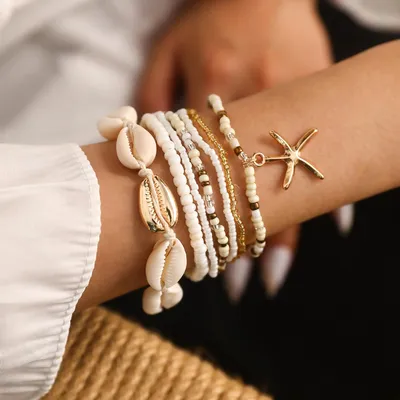Produktbild von Boho Armband Set Damen – mehrreihiger Sommer Schmuck mit Muscheln, J0671