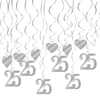Image de Décoration pour mariage d'argent : 18 guirlandes et 25 décorations en forme de cœurs argentés