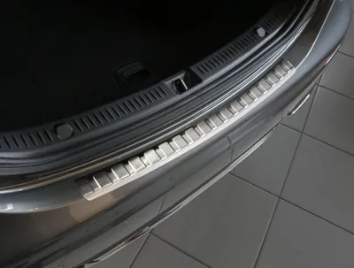 Immagine prodotto di Protezione bordo baule Mercedes Classe E 2016-2023 (W213, berlina, opaco)