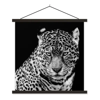 Produktbild von MuchoWow® Textilposter Leopard - Tiere - Schwarz - Weiß - Porträt 60x60 cm mit schwarzem Rahmen - Posteraufhänger
