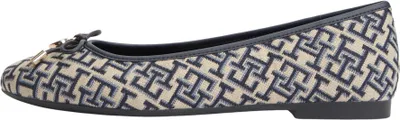 Productafbeelding van Tommy Hilfiger dames ballerina's, model Th Charm Jacquard, artikelnummer FW0FW09504, blauw, maat 3
