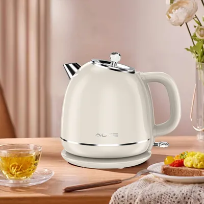 Produktbild von Wasserkocher, 1,7 L Retro Vintage Wasserkessel, Kettle, Große Kapazität Edelstahl Wasserkocher, 1.500 Watt, mit 360° Basis, automatische Abschaltung