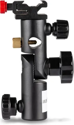 Produktbild von Walimex Blitzhalter und Schirmhalter - 120 x 67 x 35 mm - aus Metall - neigbar von -90°-+90° - mit Blitzschuh und Spigot Aufnahmen - Halterung für Kamera Foto Studio