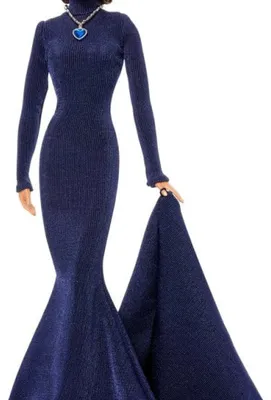 Produktbild von Barbie Signature Celine Dion -Puppe, , Puppe zum Sammeln mit legendärem Look aus der Show, Modepuppe, Weiblich, 6 Jahr(e), Junge/Mädchen, Mit Ton, 320 mm