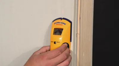 Imagen del producto de Zircon | StudSensor L50: Detector de montantes y metales, con capacidad de detección de hasta 38 mm de profundidad