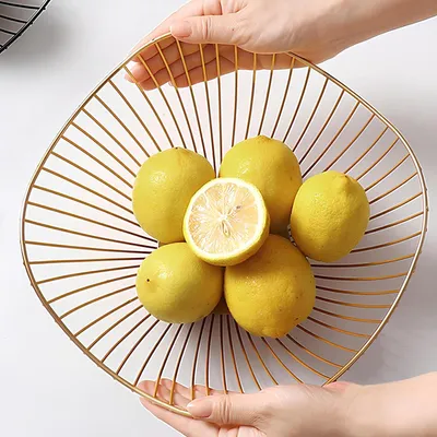 Productafbeelding van Famanu fruitschaal van metaal - goud - fruitmand voor fruit, groenten en snacks