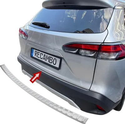 Image de Protection de seuil de chargement en acier inoxydable mat, compatible avec la Toyota Corolla Cross | Années de construction à partir de 2022>