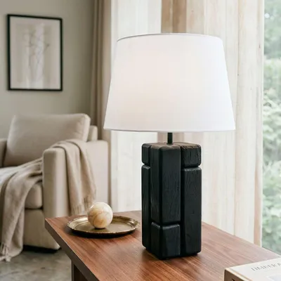 Produktbild von Tischlampe TAINA aus recyceltem Massivholz, Schwarz/Weiß - Designlampe mit Kiefernholzfuß & Stoffschirm, skulpturales rustikal für Industrial & Boho Wohnräume, ideal als Nachttischlampe