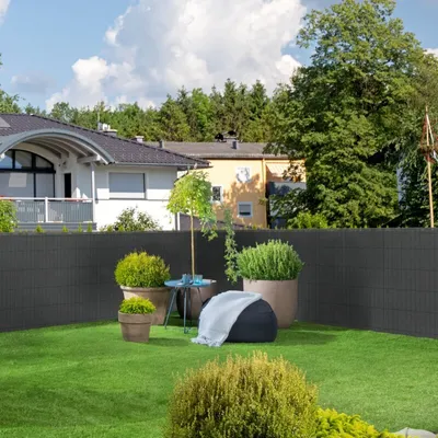 Produktbild von Windhager Zaunblende blickdicht 5m x 1.2m, 180 g/m² PE-Gewebe, dunkelgrün/dunkelgrau