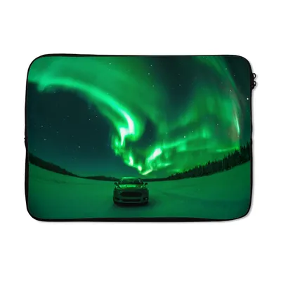 Produktbild von MuchoWow® Laptop Hülle 14 ZollNordlichter - Sternenhimmel - Auto Laptoptasche - Laptoptasche - Stoßsicher - Schutzhaube