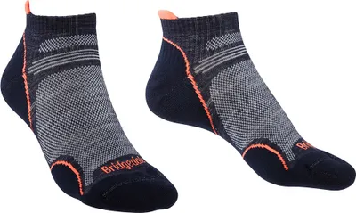 Imagen del producto de Calcetines Bridgedale Ultralight Merino Performance, modelo bajo, color gris, para mujer, tallas EU 38-40