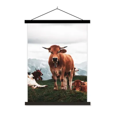 Produktbild von MuchoWow® Textilposter Tiere - Kuh - Berg 90x120 cm mit schwarzem Rahmen - Dekoration