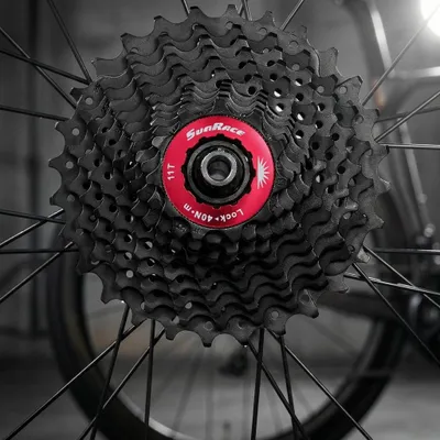 Produktbild von SunRace Kassette 11-fach, schwarz/rot 11-32Z, 11-12-13-14-15-17-19-21-24-28-32