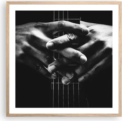 Produktbild von Gerahmtes Poster - Rahmen in heller Eiche - Gitarre Musiker Musik - 60x60 cm - Wand Bild - Wanddeko - Wandbilder - Kunstposter - Wandposter - Bilderrahmen - Bilder - Kunstdruck - P2NAC60x60-4960