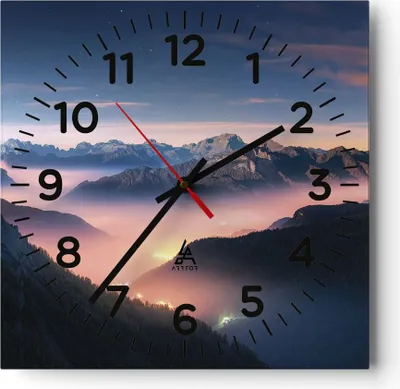 Produktbild von Wanduhr - Quadrat - Glasuhr - Berge Wolken Nebel - 30x30cm - Schleichendes Uhrwerk - Lautlos - zum Aufhängen bereit - Dekoration Modern - Wanddekoration aus Glas - C4AC30x30-5004