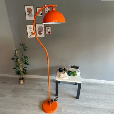 Produktbild von Orange Moderne dekorative Stehlampe aus Metall