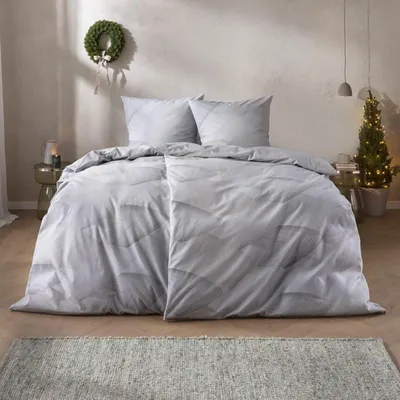 Produktbild von Estella Samt + Seide Flanell Bettwäsche 155x220 Bolzano silber Blätter 5474-820