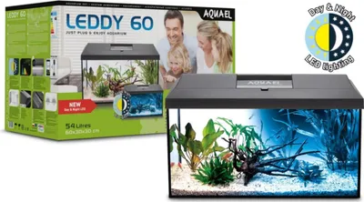 The image shows the packaging of an aquarium set, with a separate image of the aquarium itself.