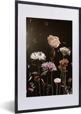 Produktbild von MuchoWow® Gerahmtes Poster Stillleben - Farben - Blumen 40x60 cm - Poster mit Schwarzem Bilderrahmen Wandposter Rahmen Foto Bilder - Poster in Rahmen