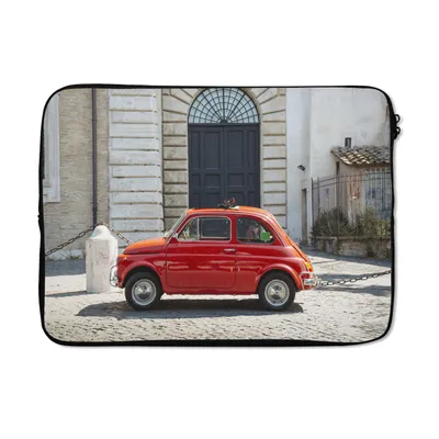 Produktbild von MuchoWow® Laptop Hülle 13 Zoll Roter Oldtimer Laptoptasche - Laptophülle - Sleeve - Rundumschutz
