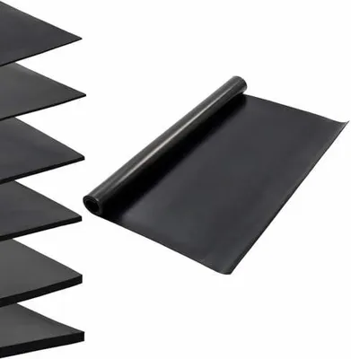 Produktbild von Schwarze Gummimatte, 2 x 2 m, rechteckig für den Außenbereich, strapazierfähige Fußmatte für Garten, Terrasse und Eingang, pflegeleicht