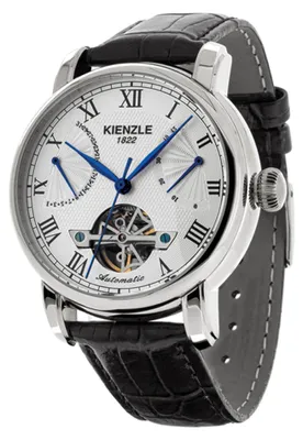 Produktbild von Kienzle Automatik Herrenuhr 42 mm satiniertes Edelstahlgehäuse sichtbarer Gehäuseboden weißes guillochiertes Zifferblatt Unruh 6 Uhr Datum Gangreserveanzeige schwarzes Lederband  Ital