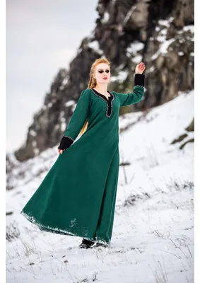 Image de Robe viking verte "Freya" XXL