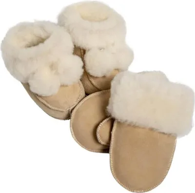 Produktbild von Baby Set Schuhe & Handschuhe aus Merino Lammfell - Schuhgröße: EUR 18-19