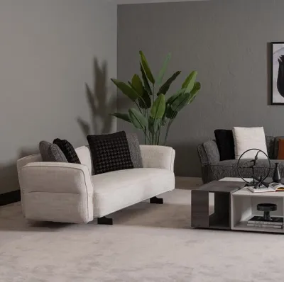 Zdjęcie produktu dla Elegancka beżowa sofa 3-osobowa z tkaniny z drewnianą ramą