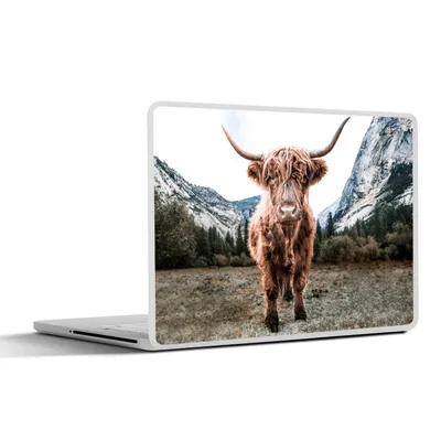 Produktbild von MuchoWow® Laptop Aufkleber Sticker Cover Schottischer Highlander - Berg - Tiere 25x18 cm - Laptop-Deko