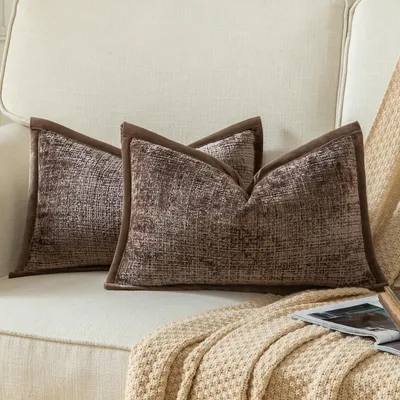 Produktbild von 2er Set Kissenbezüge Braun 40x60cm Chenille Samtrückseite