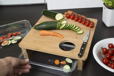 Image de Planche à découper en bois, couleur claire, dimensions 40x30 cm, pour la cuisine