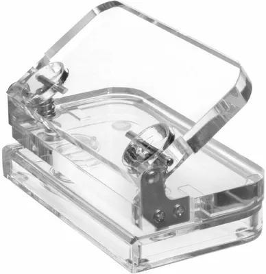 Produktbild von Locher Acryl glasklar Packung mit 12 Stück