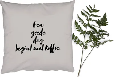 Produktbild von MuchoWow® Zierkissen Sofakissen Wohnzimmer Dekokissen 40x40 cm Ein guter Tag beginnt mit Kaffee - Zitat - Taupe - Foto Kissen - Schlafzimmer Dekoration