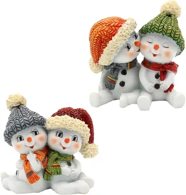 Productafbeelding van Sneeuwkinderen als - Set van 2 - Muts en sjaal in rood - Grijs - Oranje en groen - Zittend L/B/H 5,5 x 3,5 x 5,5 cm
