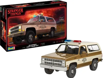 Immagine prodotto di Revell "Stranger Things" Jim Hopper´s Chevy® Blazer K5™ 1:25