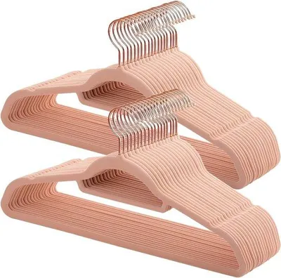 Produktbild von Famanu Kleiderbügel 50 Stück Anti-Rutsch Samt mit drehbarem Haken in Roségold - Platzsparend 45 cm lang für Kleidung
