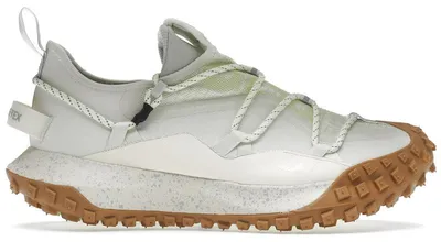 Imagen del producto de Nike ACG Mountain Fly Low Gore-Tex SE, color "Sea Glass Gum", talla 42 (UE)