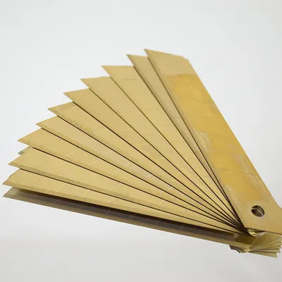 Produktbild von Bituxx 100 Ersatzklingen für Cuttermesser aus Stahl TiN beschichtet Gelb MS-15707