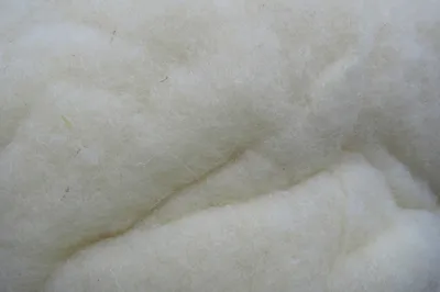 Produktbild von Stopfwolle aus Schafwolle 1kg, Naturfaserdämmung, Schallschutz
